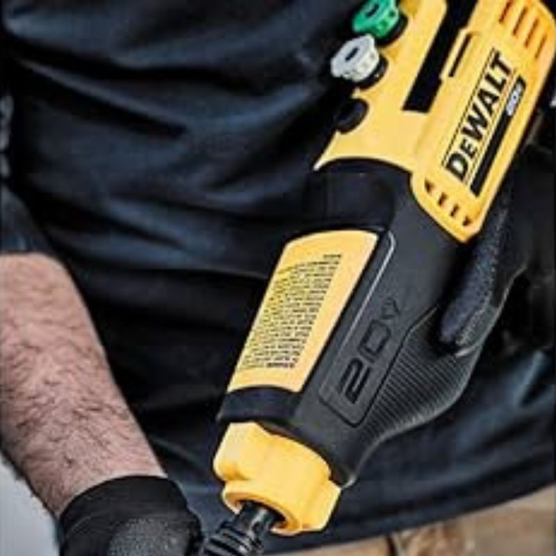 KIT DEWALT ORIGINAL: MINI MOTOSIERRA + HIDROLAVADORA PORTÁTIL + 26 ACCESORIOS + 4 BATERIAS PROMOCION CIERRE DE LA TIENDA - ENVÍO GRATIS