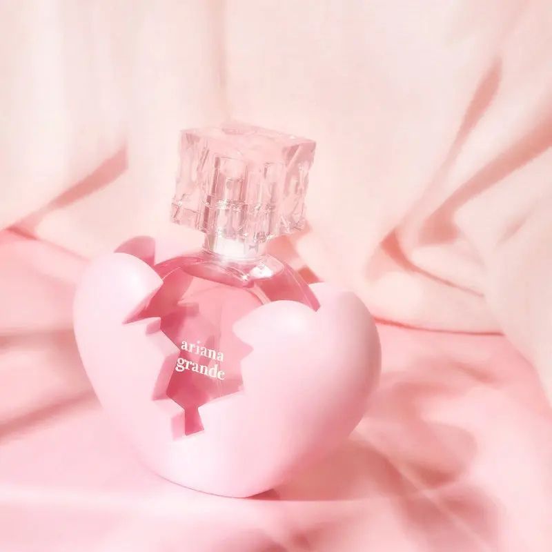 KIT 5 PERFUMES - J'ADORA + GOOD GIRL + SCANDAL + YARA LATTAFA + ARIANA GRANDE 100 ML CADA UNO - PROMOCION PRÉ BLACK FRIDAY - CIERRE DE LA TIENDA
