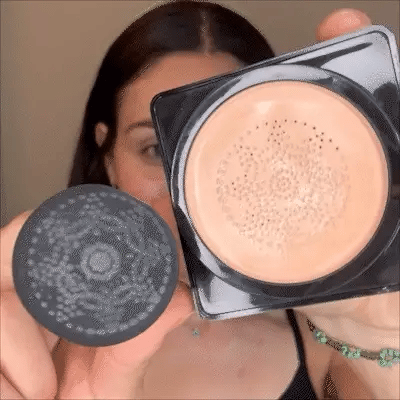 Base de maquillaje en crema con Vitamina C y protector solar